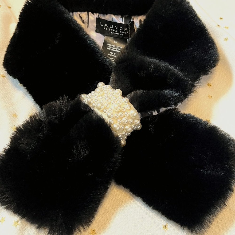Laundry by Shelli Segal Faux Fur Pull-Through Scarf